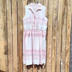 Sleeveless Pink and White Floral Midi Dress